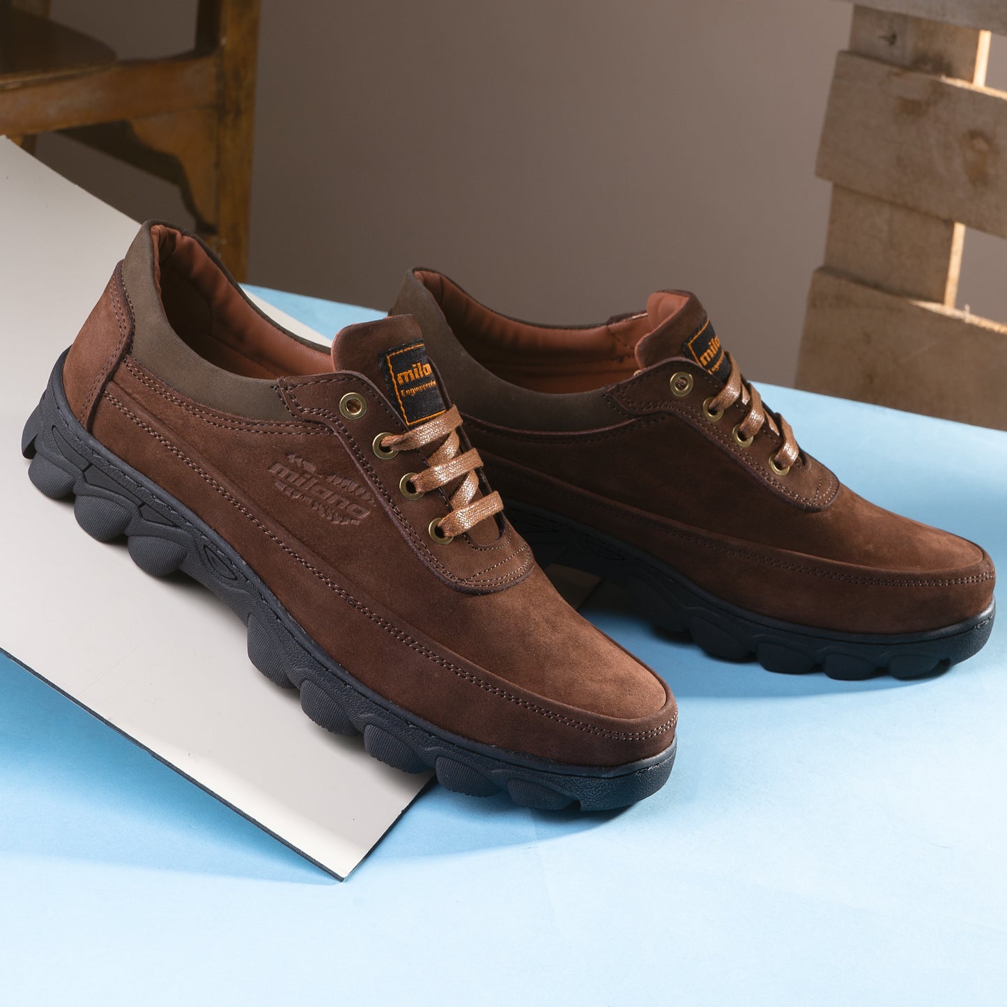 M6 Suede Comfort Shoes