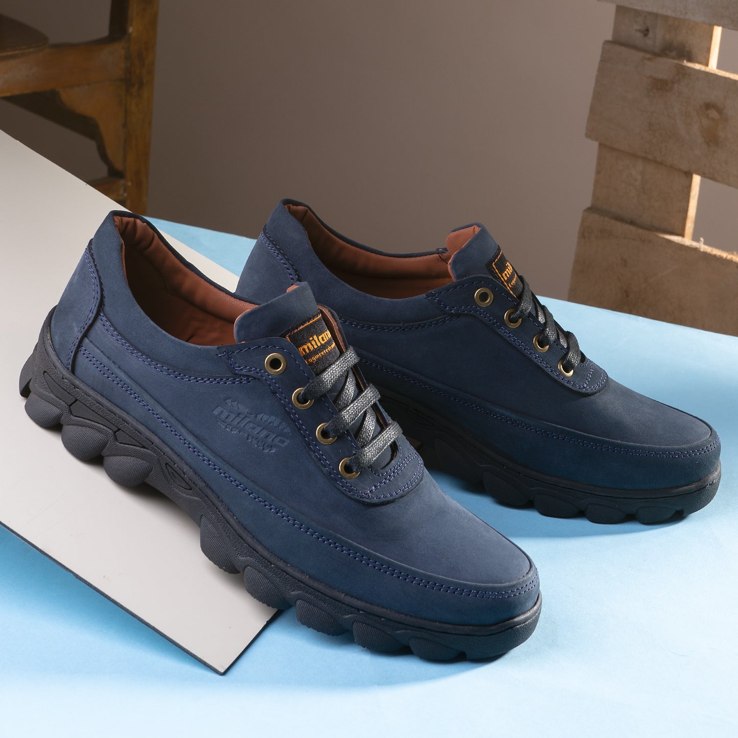 M6 Suede Comfort Shoes
