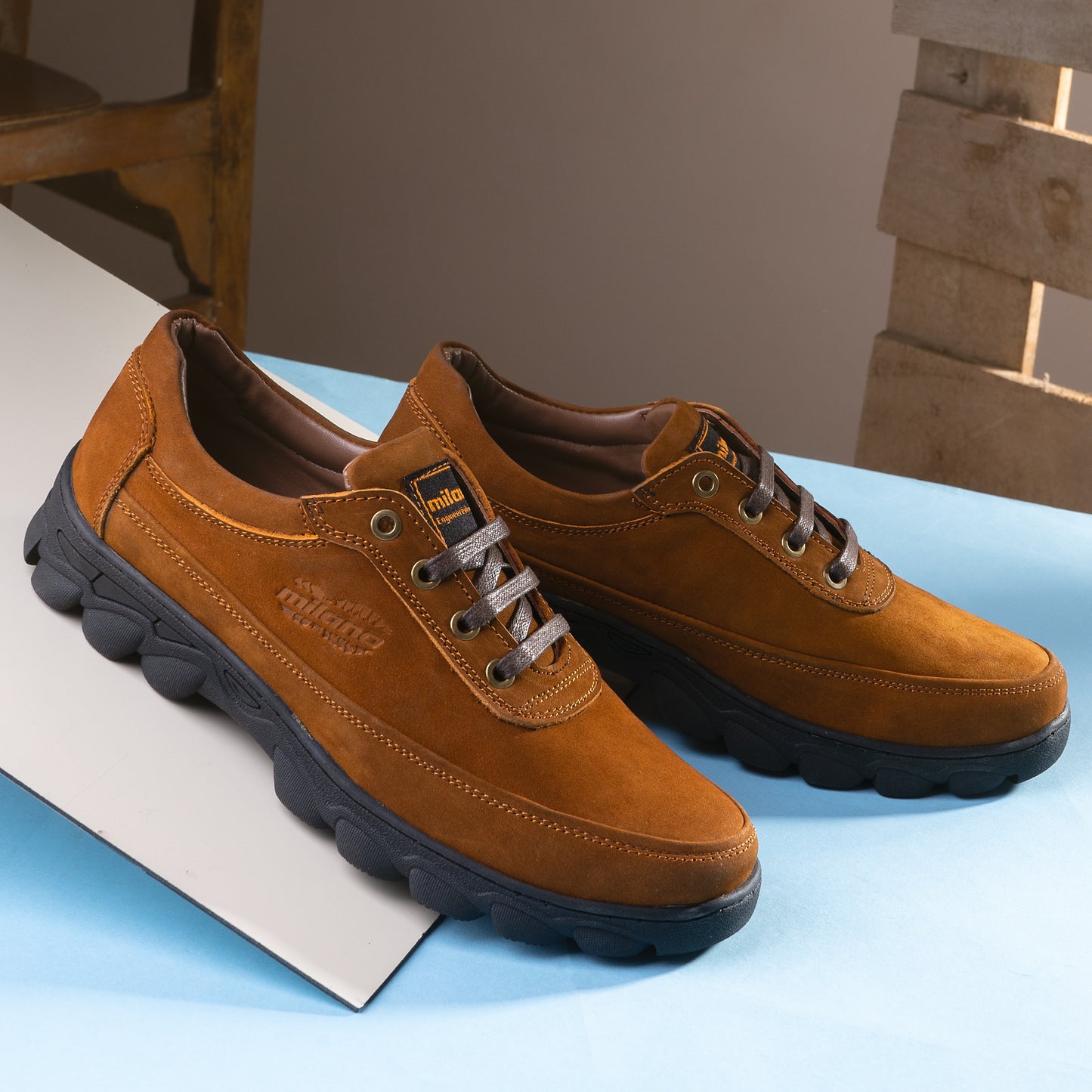 M6 Suede Comfort Shoes