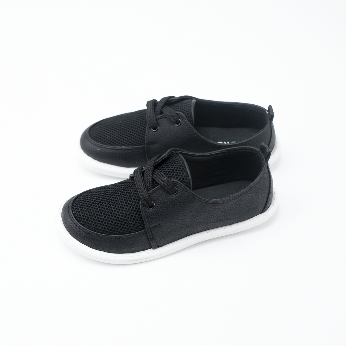 Comfort Lace Sneakers