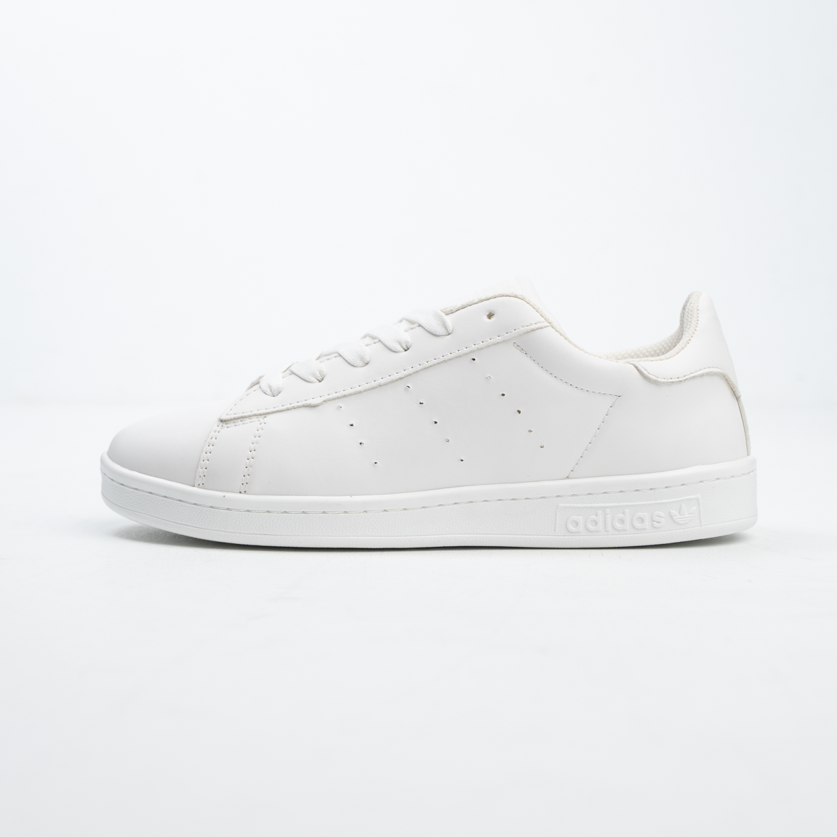 Stan Classic Sneakers