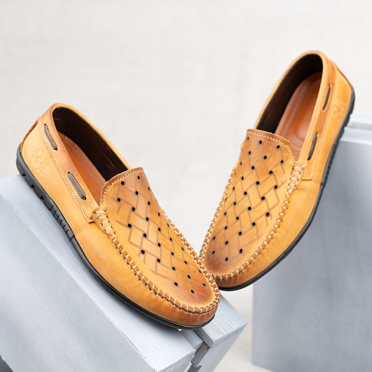 M10 True Fit Men's Leather Shoes