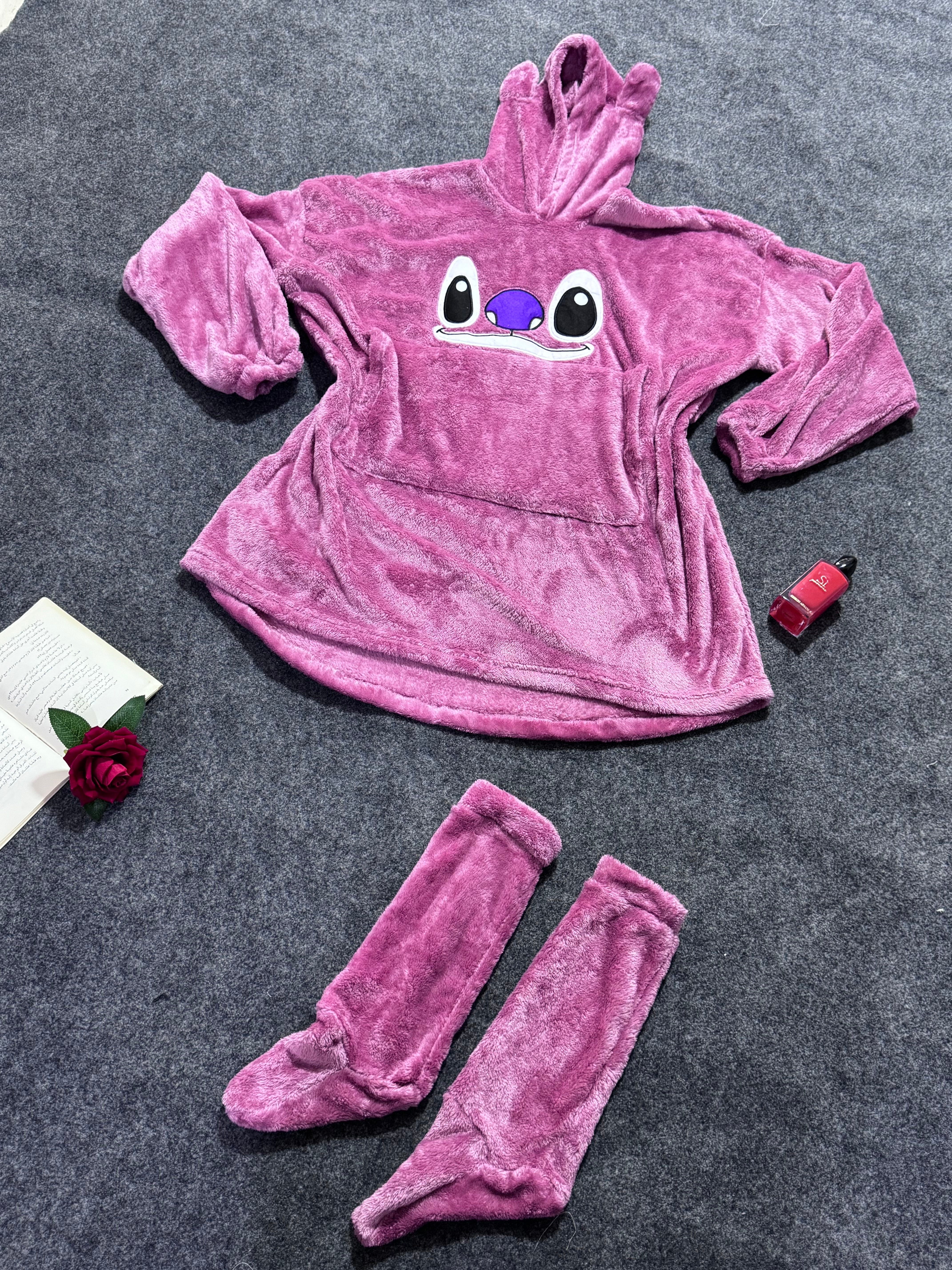 Stitch Fleece Blanket Cloak