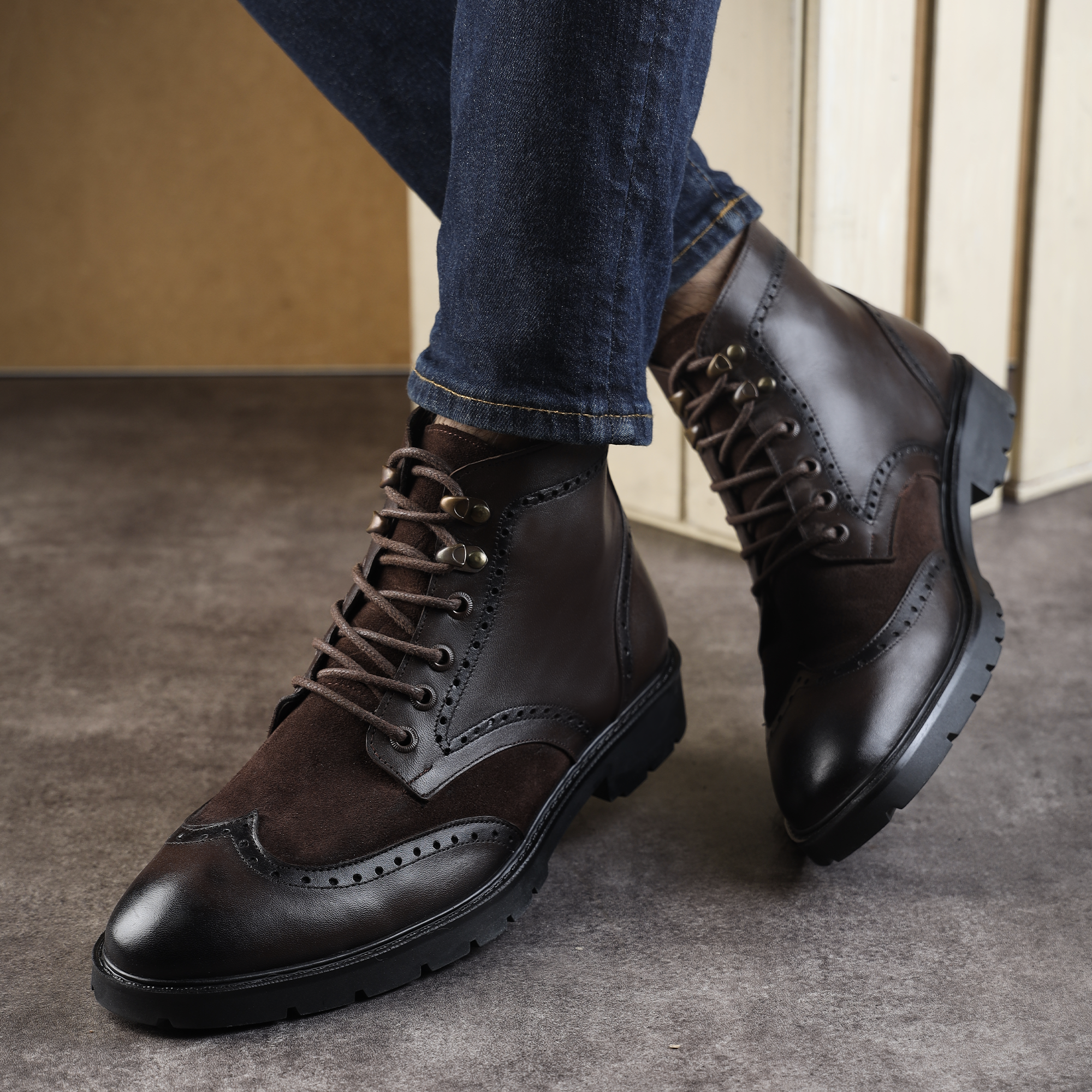 Men’s Leather Brogue Boots