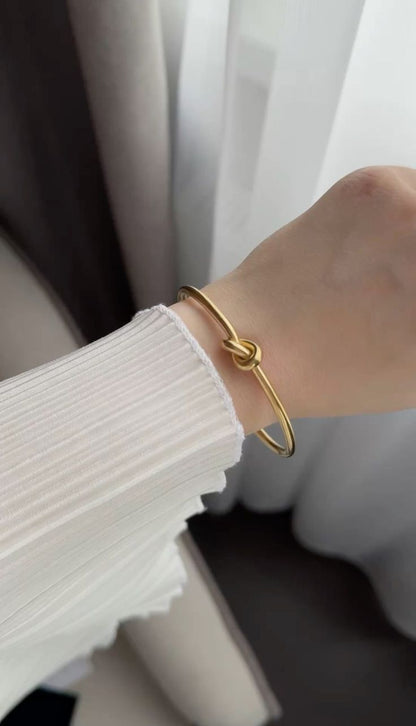 Knot Bracelet – Free Size Stainless Steel