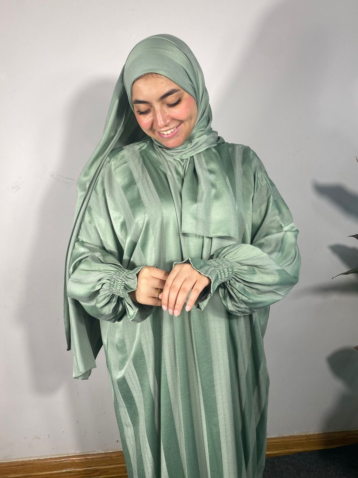 Women’s Striped Prayer Isdale