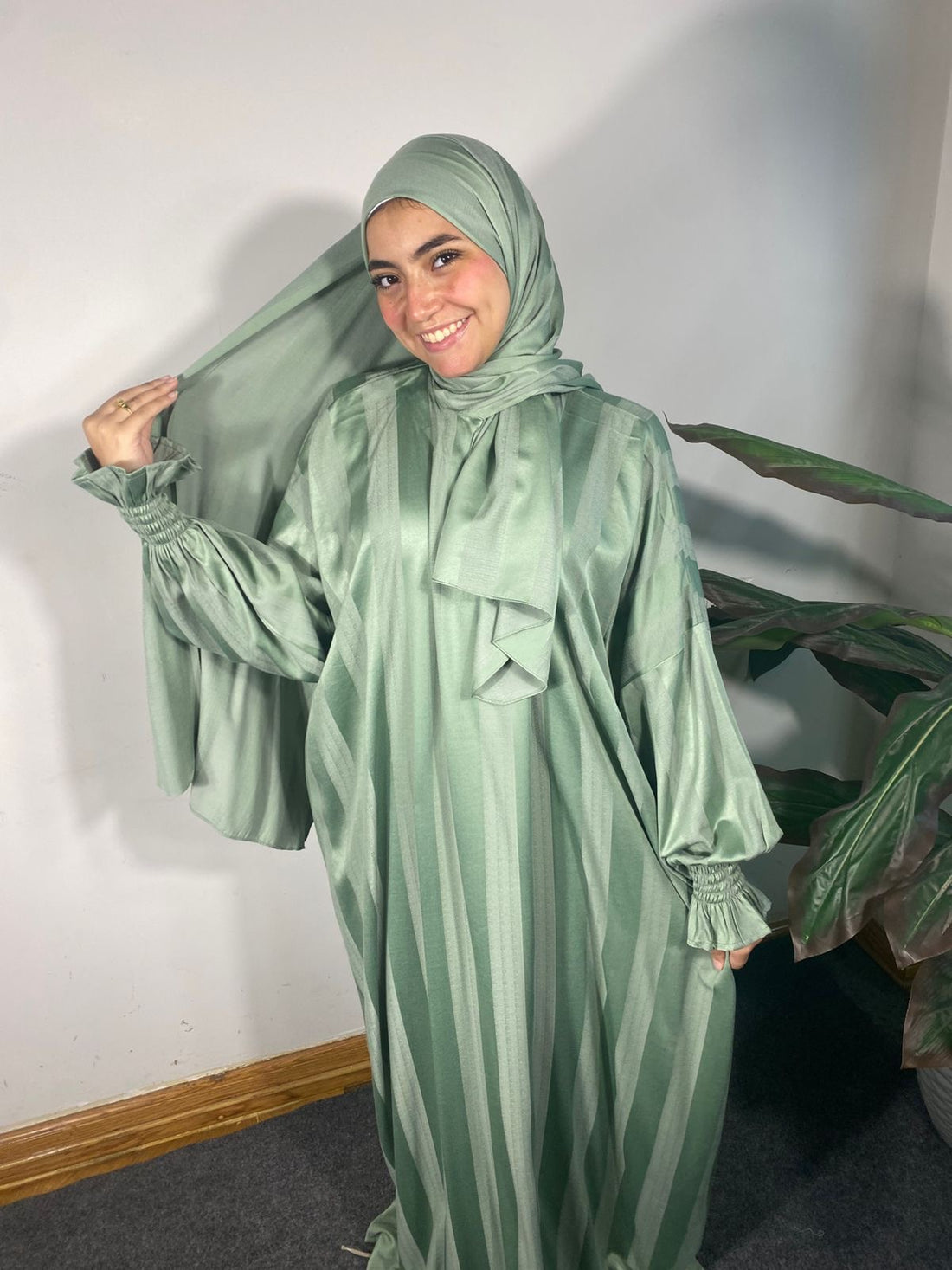 Women’s Striped Prayer Isdale