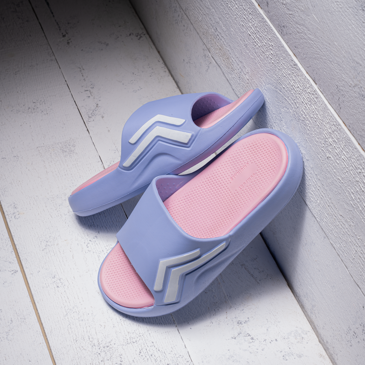 Cloudy Slide Slipper