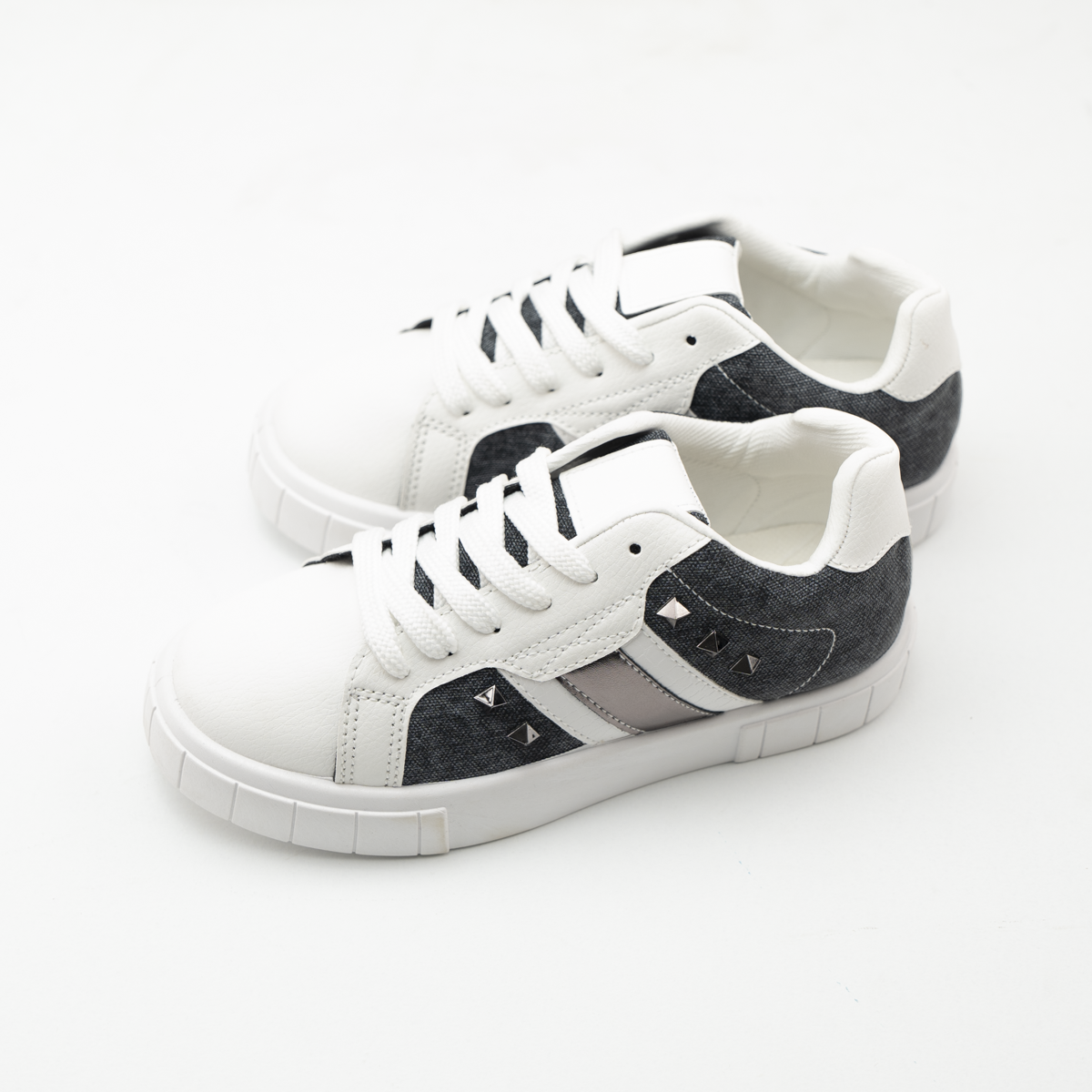 Flexi Charm Leather Flats