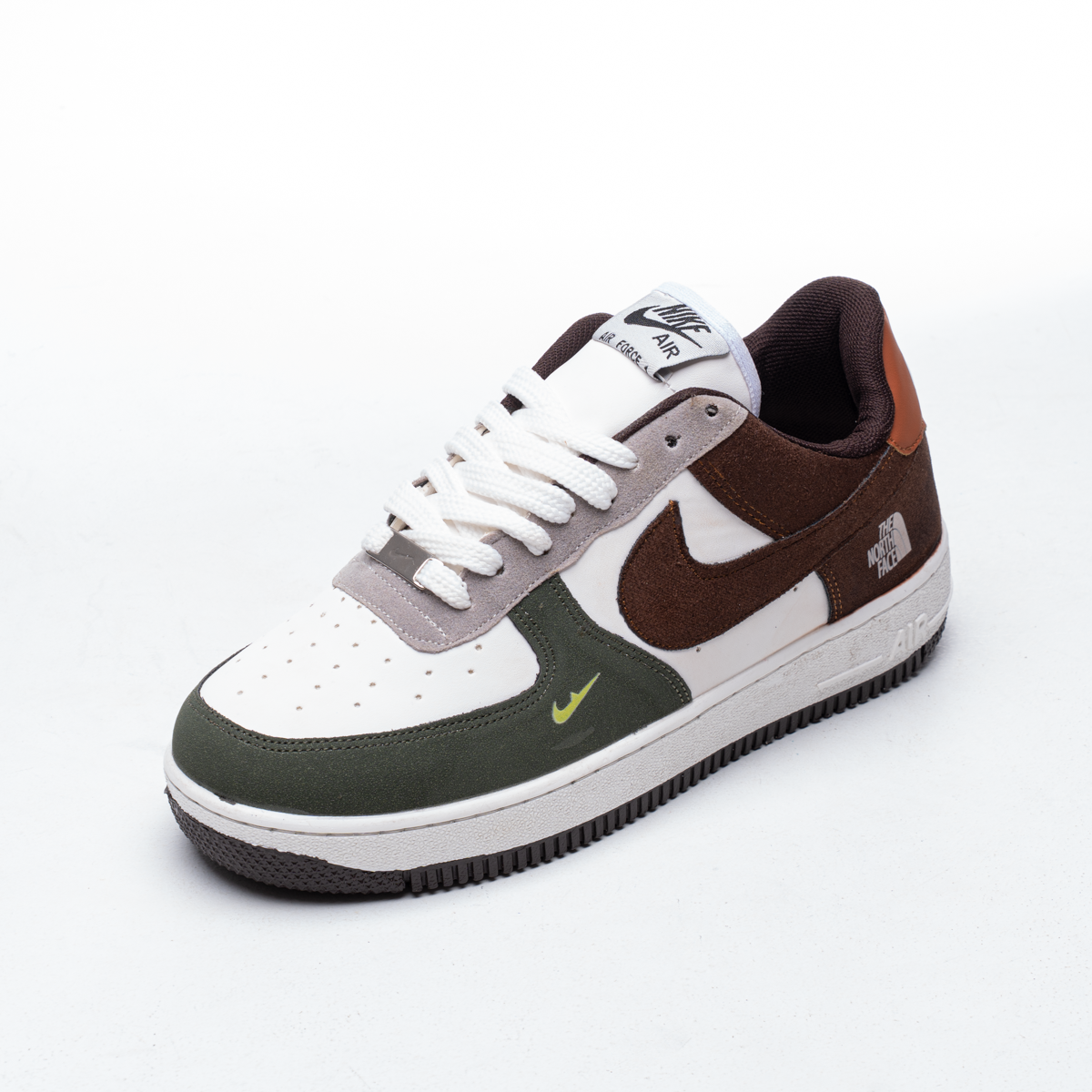 Air Low Sneaker
