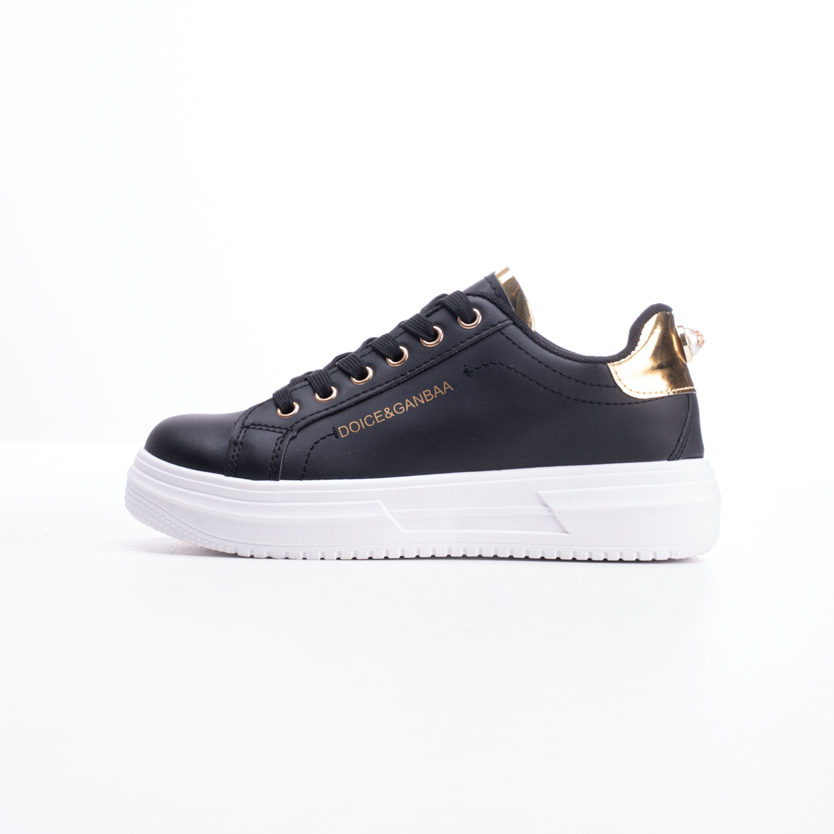 Women’s Elegant Fondi Sneakers