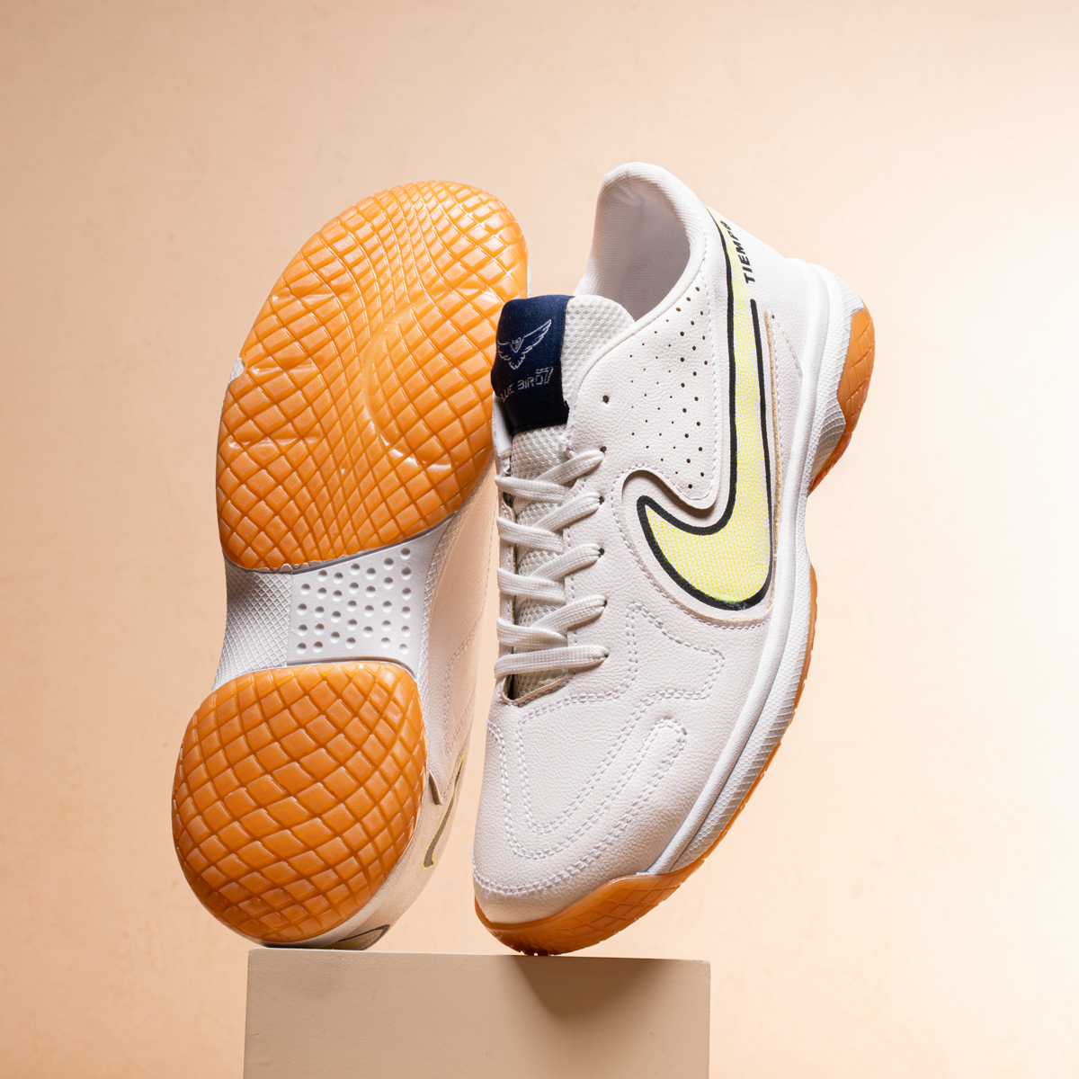 Nike Tempo Unisex Sneaker