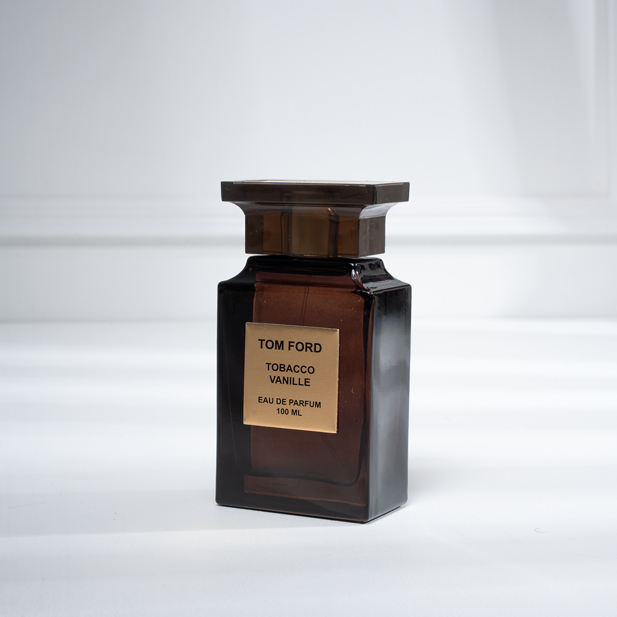 Luxury Perfumes: Discover Your Signature Scent