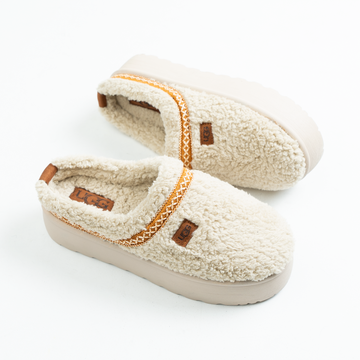 Women’s Fur-Lined Clog