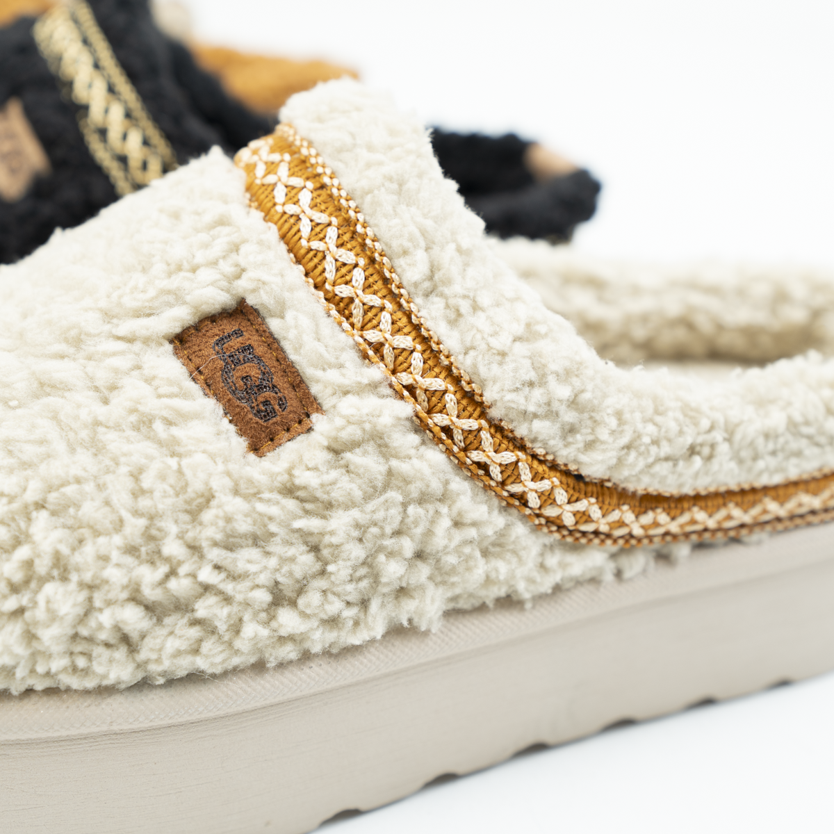 Women’s Fur-Lined Clog