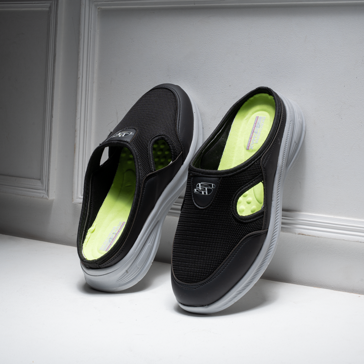 Men's Skecher Shoes