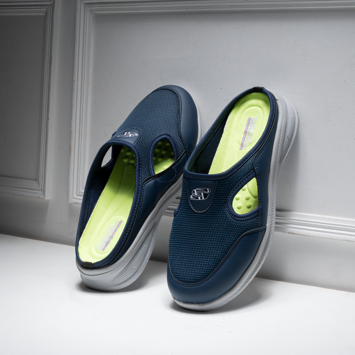 Men's Skecher Shoes
