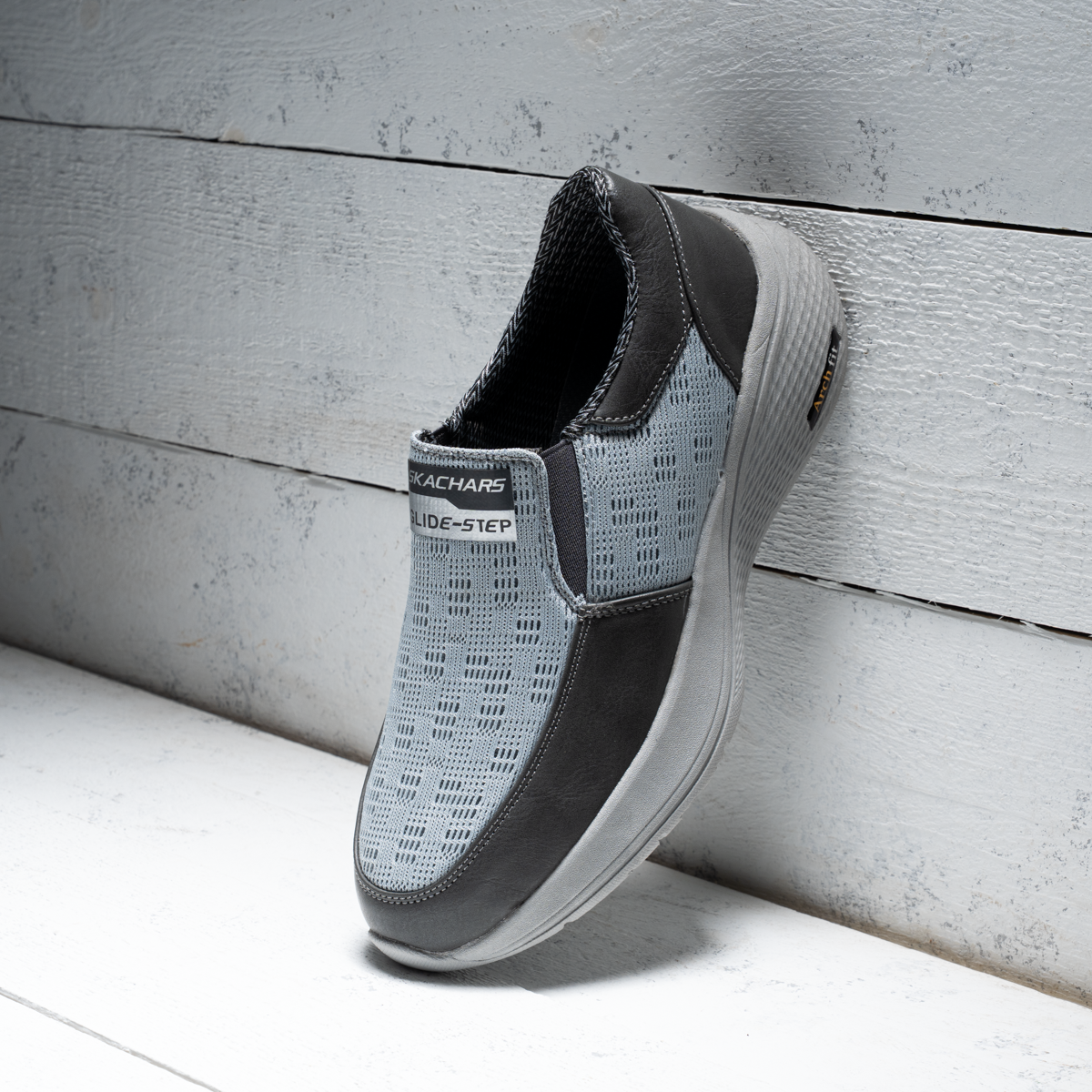 Men's Leather Slip-On Sneakers