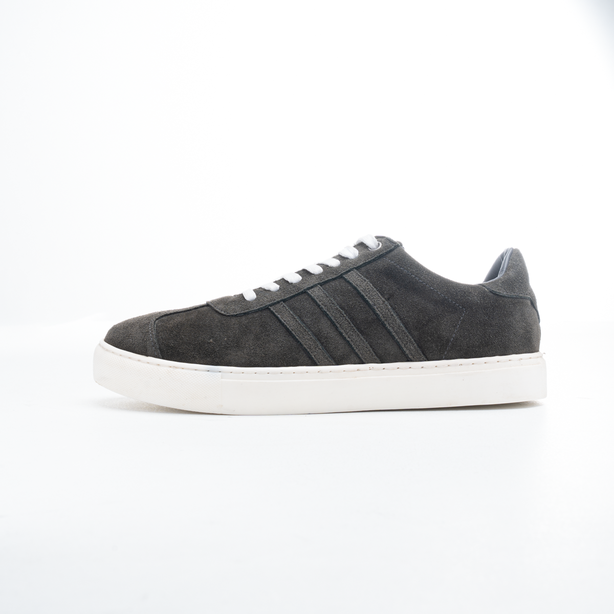 Premium Suede Casual Sneakers