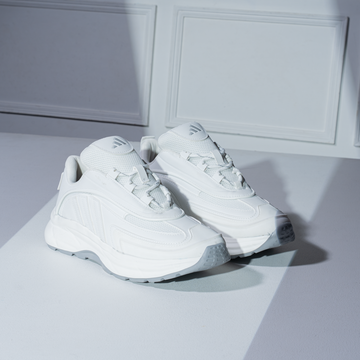 Adi Sneaker