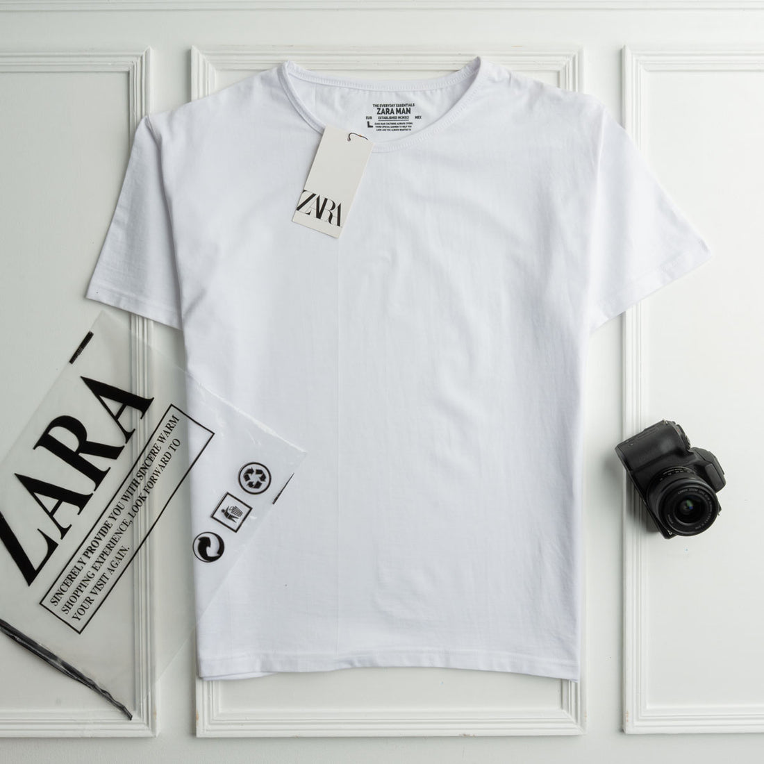 Basic T-Shirt