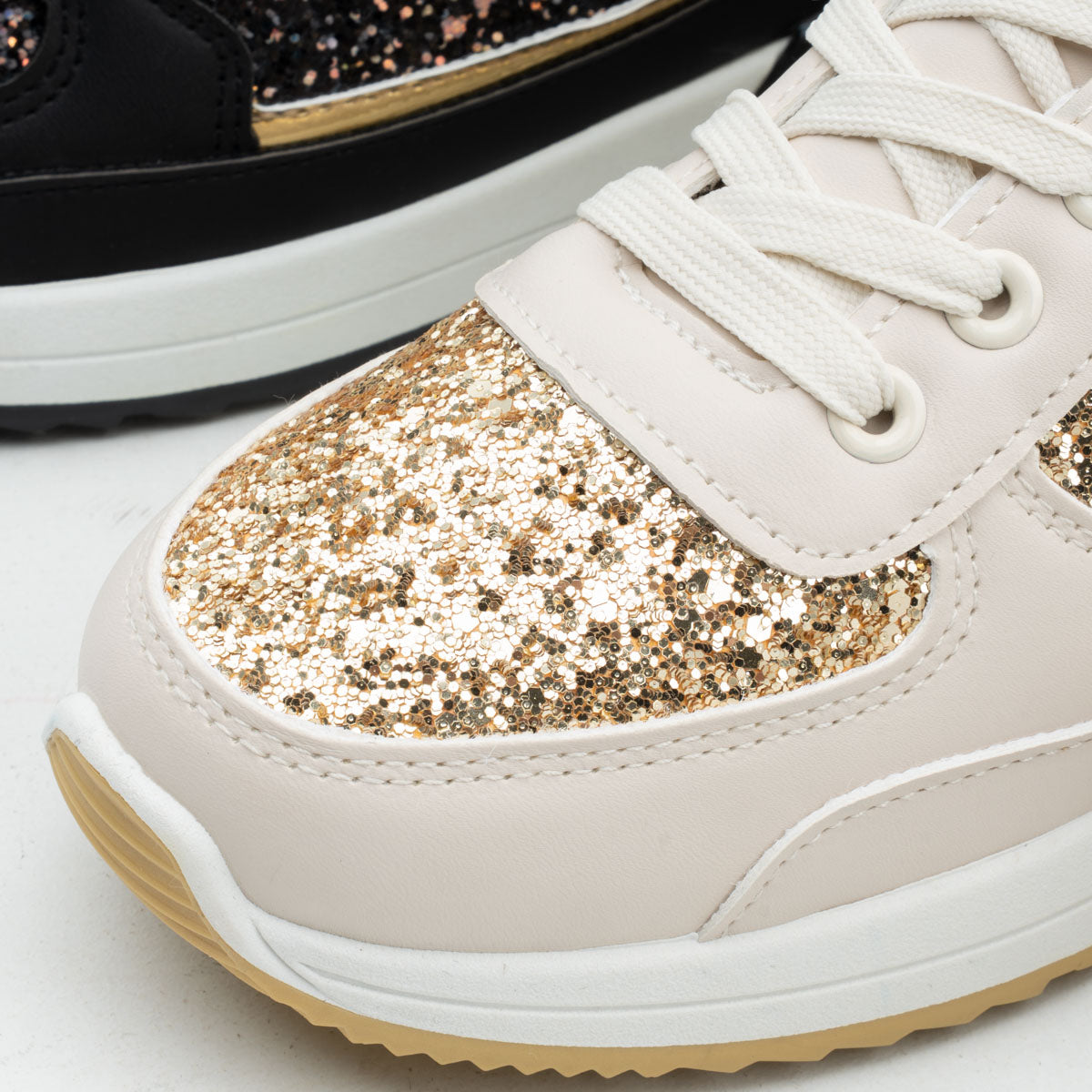 women classy shoes
