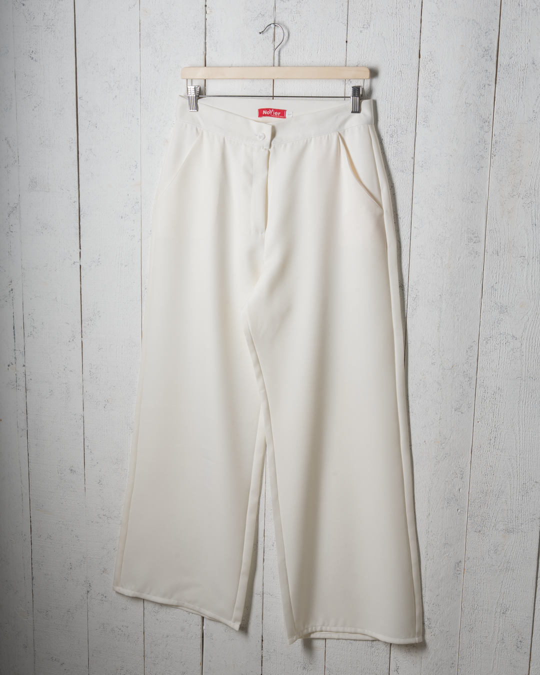 Women’s Pleated Pants