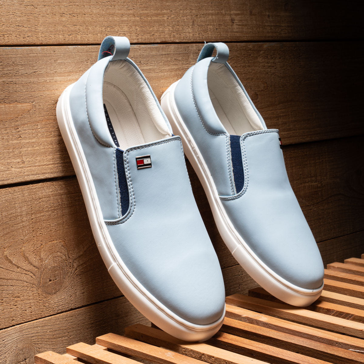 NEW TOMMY SHOES