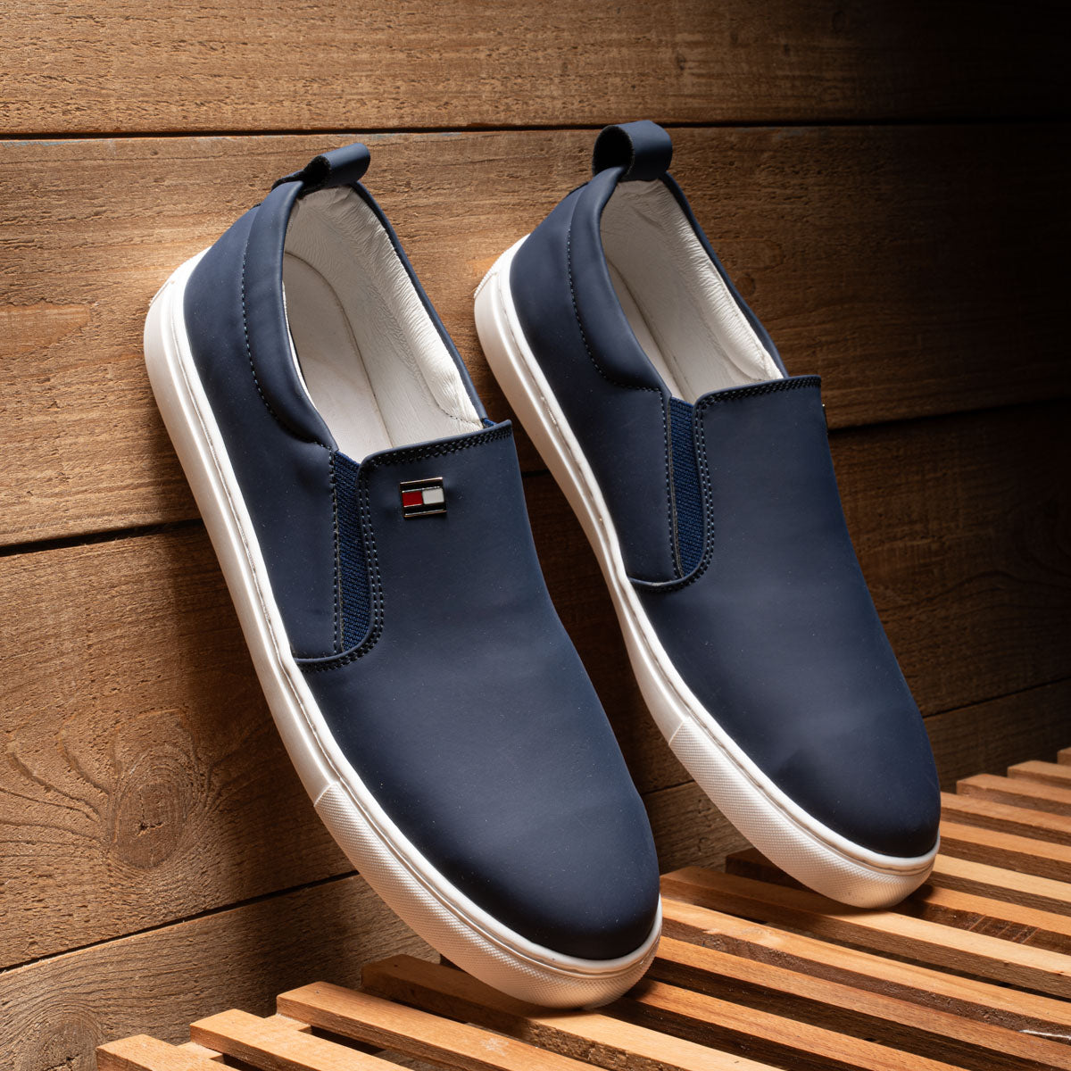 NEW TOMMY SHOES