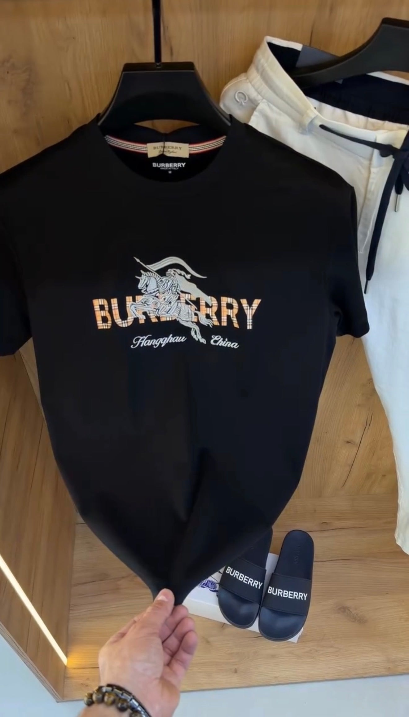 Burberry T-Shirt