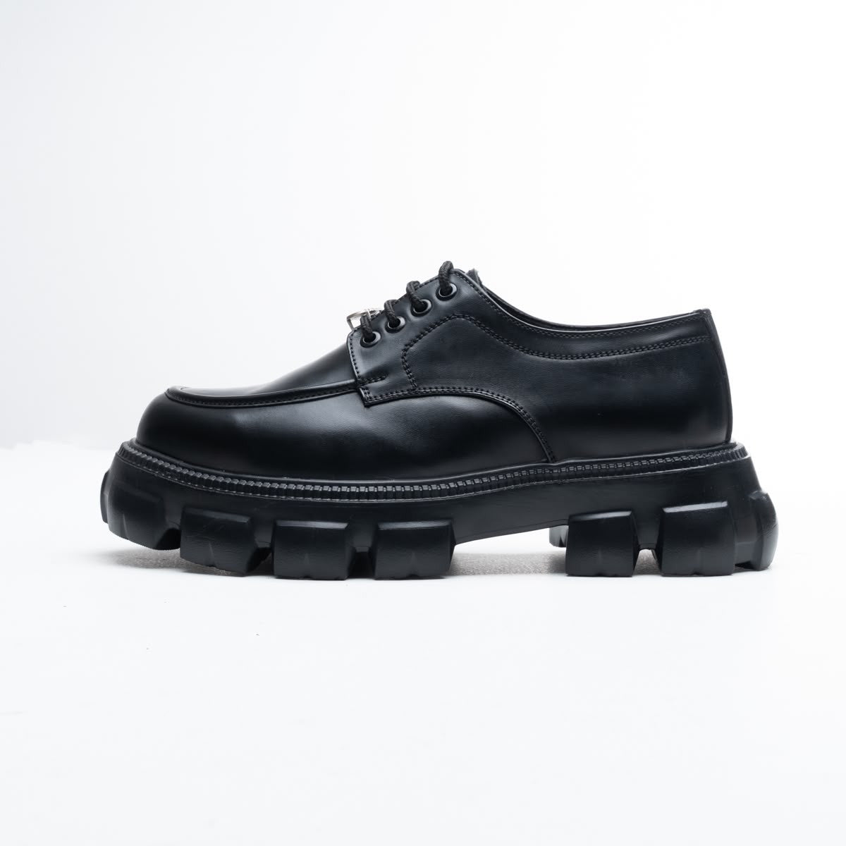 Black Chunky Casual Sneakers