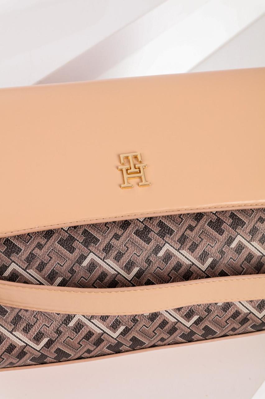 Tommy Women’s Handbag with Cover